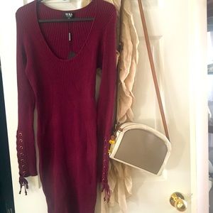 maroon long sleeve sweater dress w/tie up sleeves